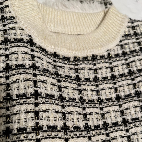 Set NWOT - Picture 4 of 5